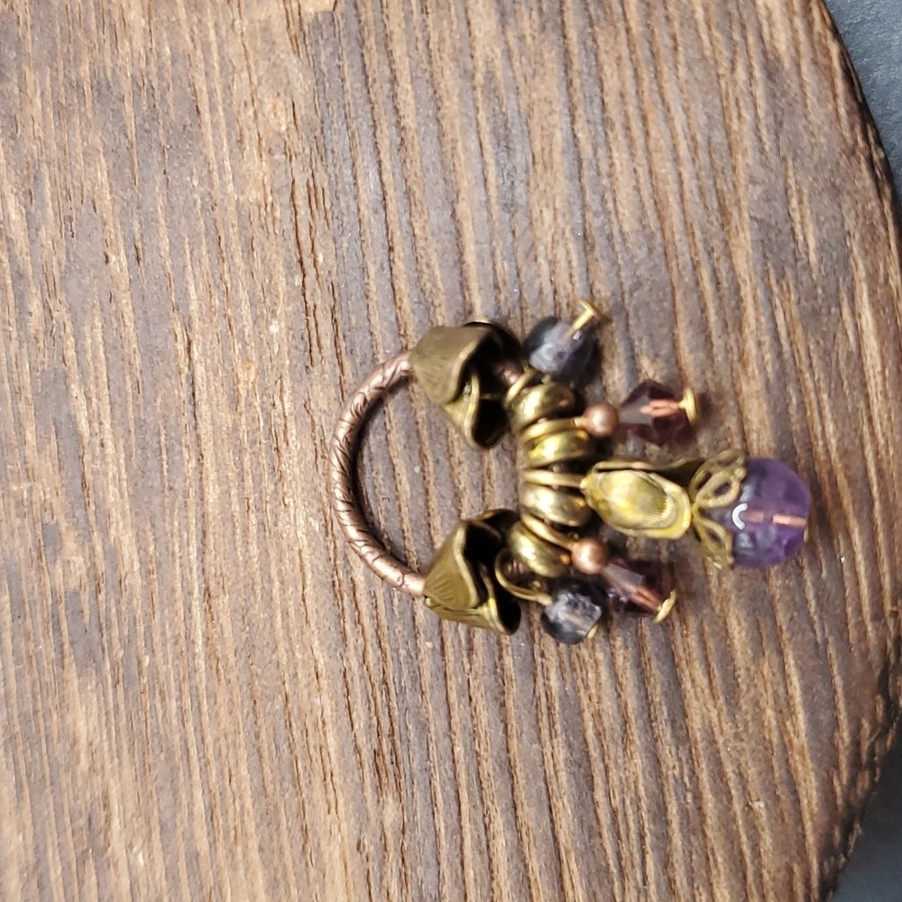P128 vineyard tribal pendant